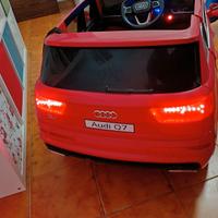 audi Q7 per bambini