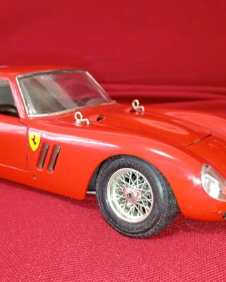 Ferrari 250 GTO scala 1:18
