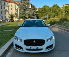 JAGUAR XF 25d AWD
