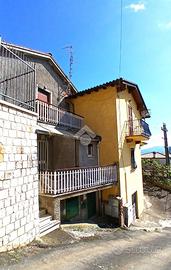 2 LOCALI A SERRONE