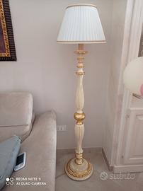 piantana artigianale in legno