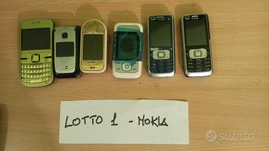 lotto 1 -  cellulari nokia vintage usati 