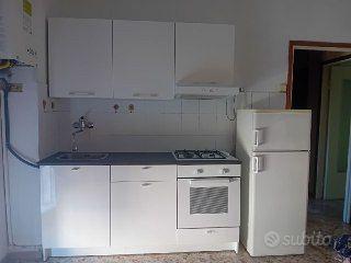 Cucina IKEA moderna disponibile a Piacenza
