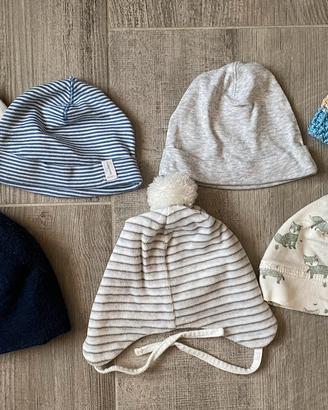 Set 17 cappellini neonato-bambino 0-6 mesi