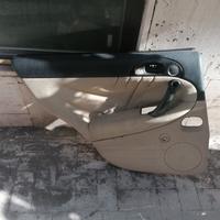 Pannelli per ALFA 147
Colore beige.
