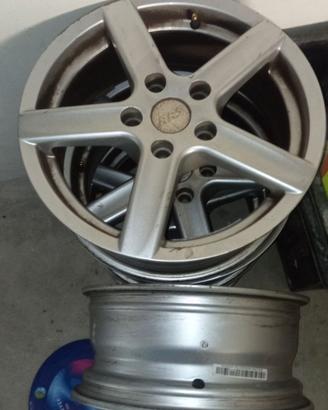 4 CERCHIONI IN LEGA 205/60 R16