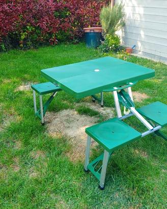 Tavolo picnic richiudibile usato 