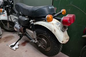 SUZUKI RV 90