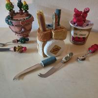 Set di tre pezzi con cucchiaini, coltelli, spatole
