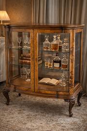 Elegante vetrina classica