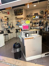 Box all'interno di un mercato