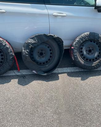 Cerchi e Gomme invernali Dunlop Winter Sport 5