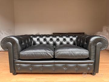 Divano di Poltrona Frau Chester in pelle