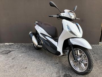 Piaggio Beverly 300 s