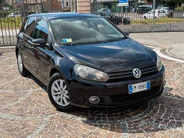 Volkswagen Golf 1.6 TDI DPF 5p. Highline