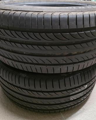 Set pneumatici Pirelli 245/45 R18 condizioni top