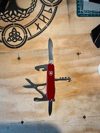 Victorinox