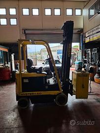 Carrello elevatore elettrico marca Hyster portata 