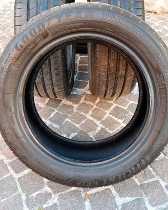 goodyear efficent grip  usate 185/55 r15 Estive
