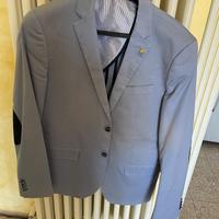 Eleganza e versatilità in un solo capo