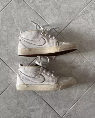 Sneakers alte Nike Toki uomo 42
