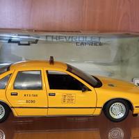 Modellino Taxi Auto Chevrolet Caprice 1:18 