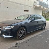 Audi A4 35 TDI/163 CV S tronic Business Advanced