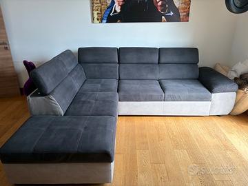 Divano angolare con penisola estraibile