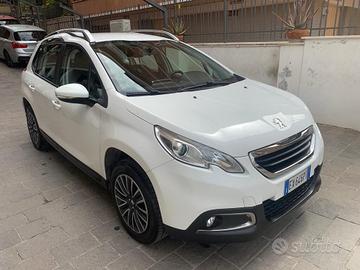 PEUGEOT 2008 Puretech 82 Active