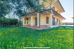 Villa 10 minuti dal mare