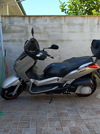 Xmax 250 del 2006 perfetto