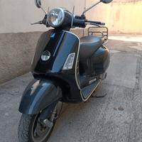 Vespa 250 gts i.e.