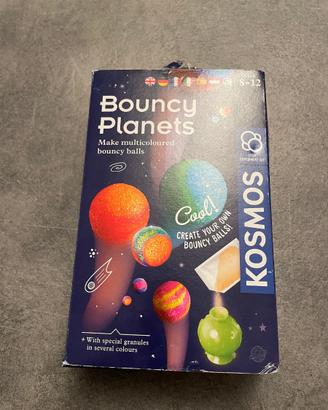 Bouncy Planets - Kosmos
