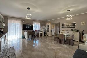 CASA SEMINDIPENDENTE A CHIVASSO