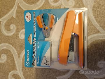 set puntatrice con punti e levapunti 