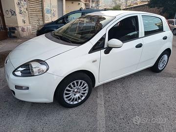 Punto evo modello 2017 1200 neopatentati pochi Km.