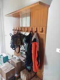 appendi abiti e scarpiera