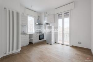 BILOCALE COMPLETAMENTE RISTRUTTURATO