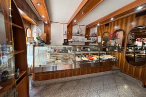 Gastronomia, negozio alimentare con laboratorio