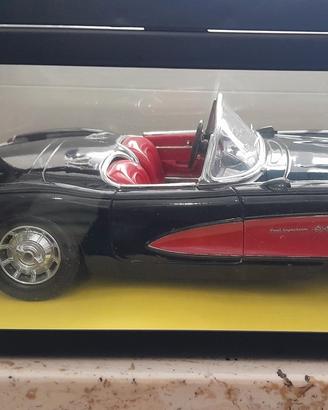 1:18 Chevrolet Corvette Burago 