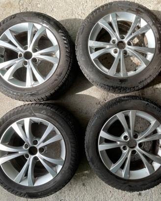 Gomme e cerchi originali 16" Alfa romeo Giulietta