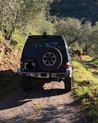 Pezzi Pajero del 97 gls 2500 99cv
