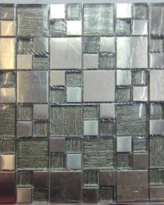 mosaico vetro e alluminio 