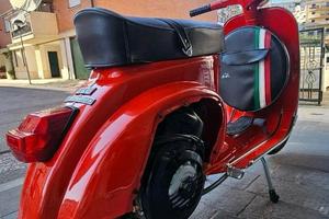 Vespa 135 parmakit