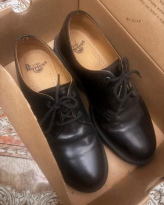 Scarpe dottor martins