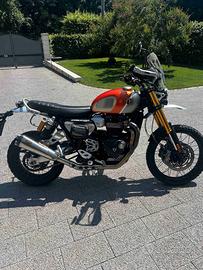 TRIUMPH 1200 XE GOLD LINE