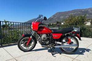 MOTO GUZZI V 35 II del 1982