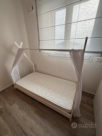 Lettino Montessoriano per bambini