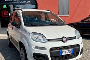 Fiat Panda 0.9cc benzina e metano