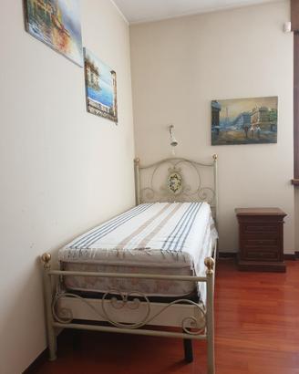 Letto singolo completo in ferro battuto